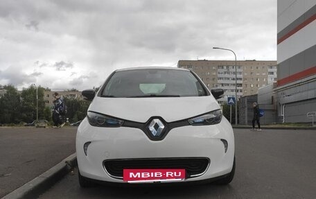 Renault ZOE I рестайлинг, 2016 год, 1 000 000 рублей, 9 фотография