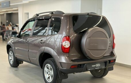 Chevrolet Niva I рестайлинг, 2017 год, 748 000 рублей, 3 фотография