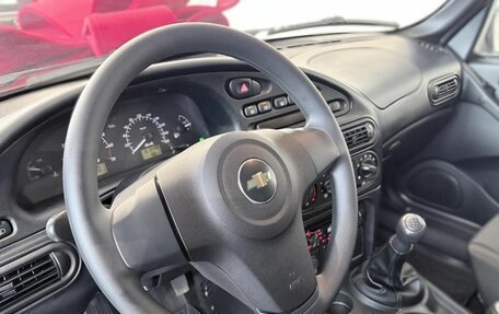 Chevrolet Niva I рестайлинг, 2017 год, 748 000 рублей, 14 фотография