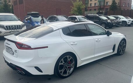 KIA Stinger I, 2018 год, 2 900 000 рублей, 2 фотография