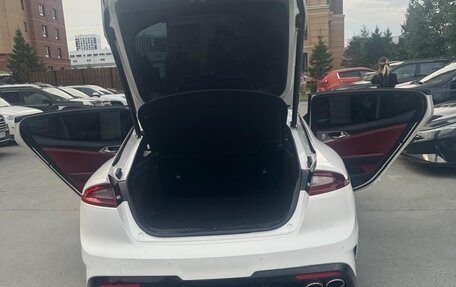 KIA Stinger I, 2018 год, 2 900 000 рублей, 5 фотография