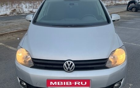 Volkswagen Golf Plus II, 2013 год, 800 000 рублей, 5 фотография