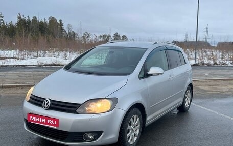 Volkswagen Golf Plus II, 2013 год, 800 000 рублей, 2 фотография