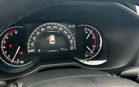 Toyota RAV4, 2021 год, 3 800 000 рублей, 9 фотография