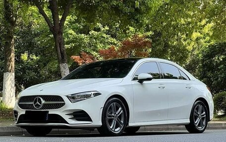 Mercedes-Benz A-Класс, 2022 год, 2 150 000 рублей, 1 фотография