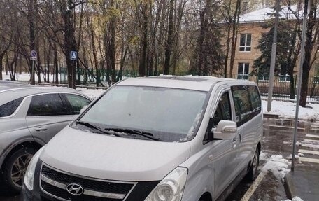 Hyundai Grand Starex Grand Starex I рестайлинг 2, 2010 год, 1 100 000 рублей, 1 фотография