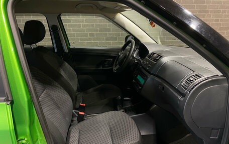 Skoda Fabia II, 2014 год, 800 000 рублей, 10 фотография