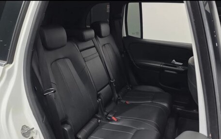 Mercedes-Benz GLB, 2021 год, 2 860 000 рублей, 13 фотография