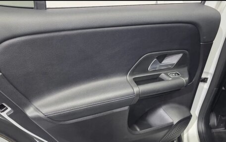 Mercedes-Benz GLB, 2021 год, 2 860 000 рублей, 11 фотография