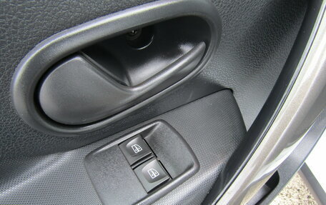 Renault Sandero II рестайлинг, 2020 год, 1 330 000 рублей, 9 фотография