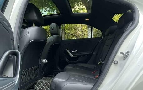 Mercedes-Benz A-Класс, 2022 год, 2 150 000 рублей, 15 фотография