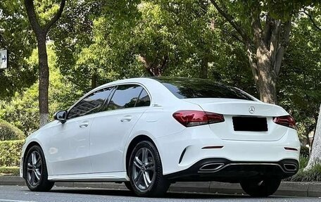 Mercedes-Benz A-Класс, 2022 год, 2 150 000 рублей, 4 фотография