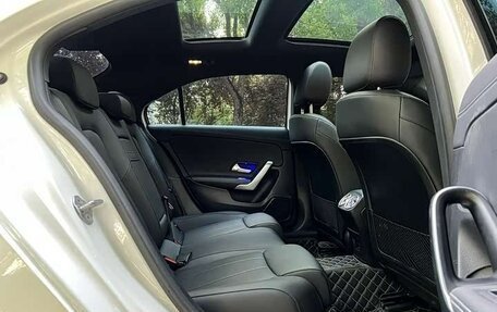 Mercedes-Benz A-Класс, 2022 год, 2 150 000 рублей, 16 фотография