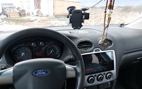 Ford Focus II рестайлинг, 2006 год, 320 000 рублей, 4 фотография