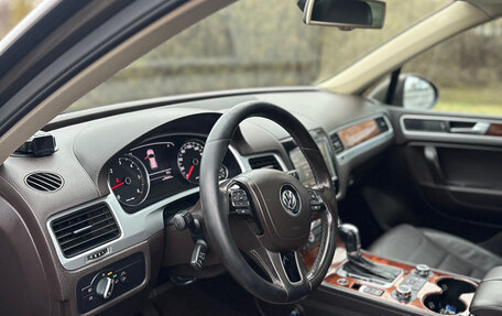 Volkswagen Touareg III, 2010 год, 2 700 000 рублей, 6 фотография