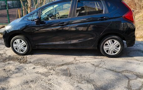 Honda Fit III, 2019 год, 950 000 рублей, 3 фотография
