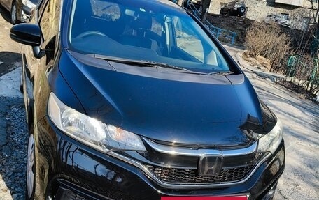 Honda Fit III, 2019 год, 950 000 рублей, 2 фотография
