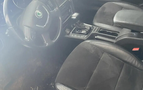 Skoda Superb III рестайлинг, 2012 год, 1 100 000 рублей, 4 фотография