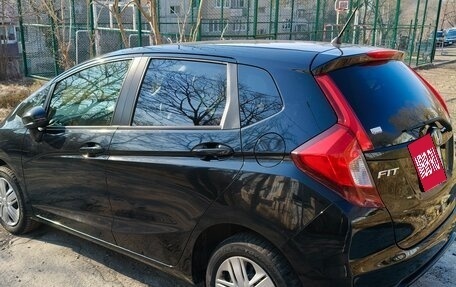 Honda Fit III, 2019 год, 950 000 рублей, 13 фотография