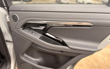 Land Rover Range Rover Evoque II, 2019 год, 3 590 000 рублей, 21 фотография