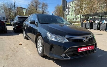 Toyota Camry, 2015 год, 1 670 000 рублей, 6 фотография