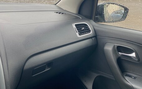 Volkswagen Polo VI (EU Market), 2016 год, 1 100 000 рублей, 18 фотография