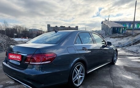 Mercedes-Benz E-Класс, 2013 год, 1 750 000 рублей, 10 фотография