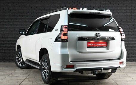 Toyota Land Cruiser Prado 150 рестайлинг 2, 2021 год, 7 230 000 рублей, 6 фотография