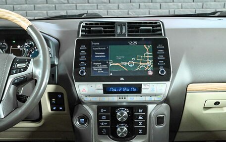 Toyota Land Cruiser Prado 150 рестайлинг 2, 2021 год, 7 230 000 рублей, 15 фотография