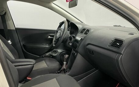 Volkswagen Polo VI (EU Market), 2011 год, 540 000 рублей, 9 фотография