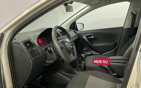 Volkswagen Polo VI (EU Market), 2011 год, 540 000 рублей, 11 фотография