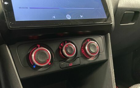 Volkswagen Polo VI (EU Market), 2011 год, 540 000 рублей, 17 фотография