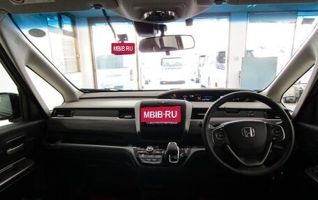 Honda Freed II, 2023 год, 1 170 000 рублей, 9 фотография