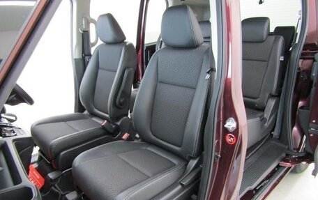 Honda Freed II, 2023 год, 1 170 000 рублей, 33 фотография