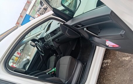 Volkswagen Caddy IV, 2017 год, 1 350 000 рублей, 13 фотография