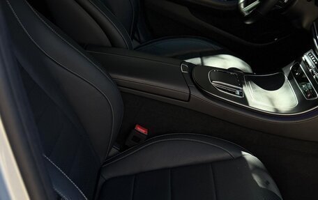 Mercedes-Benz E-Класс, 2022 год, 5 350 000 рублей, 6 фотография