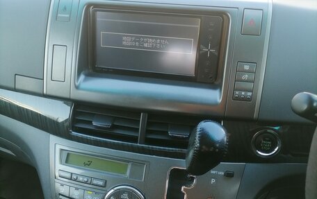 Toyota Estima III рестайлинг -2, 2011 год, 1 500 000 рублей, 9 фотография