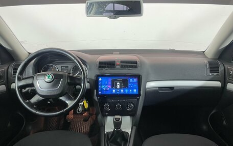 Skoda Octavia, 2011 год, 652 000 рублей, 10 фотография