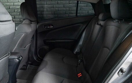 Toyota Prius IV XW50, 2021 год, 2 666 000 рублей, 11 фотография