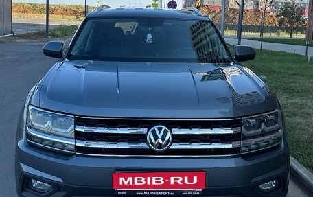 Volkswagen Teramont I, 2018 год, 2 850 000 рублей, 9 фотография
