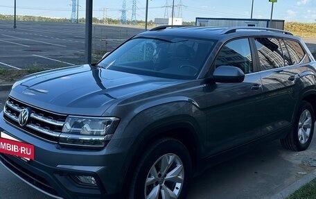 Volkswagen Teramont I, 2018 год, 2 850 000 рублей, 10 фотография