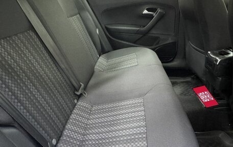 Volkswagen Polo VI (EU Market), 2015 год, 899 000 рублей, 11 фотография