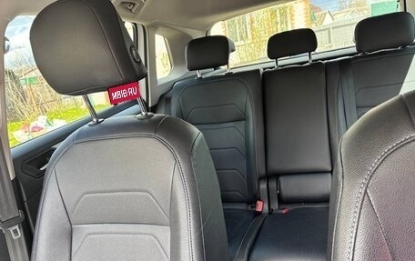 Volkswagen Tiguan II, 2019 год, 2 500 000 рублей, 5 фотография