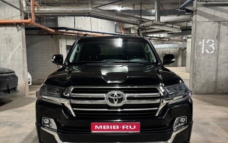 Toyota Land Cruiser 200, 2015 год, 5 500 000 рублей, 1 фотография