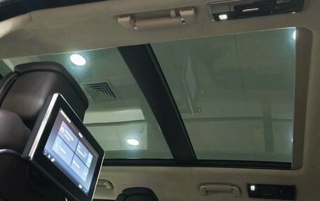 Land Rover Range Rover IV рестайлинг, 2018 год, 6 900 000 рублей, 21 фотография