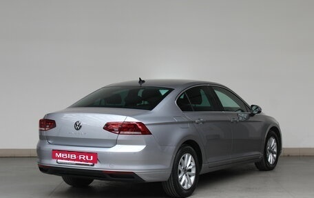 Volkswagen Passat B8 рестайлинг, 2021 год, 2 340 000 рублей, 5 фотография