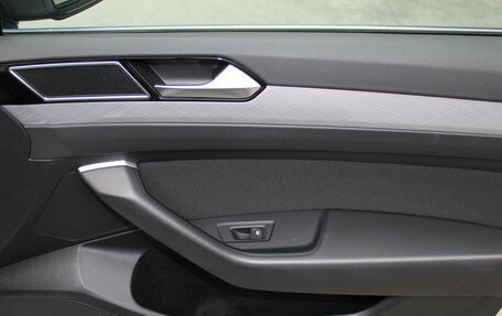 Volkswagen Passat B8 рестайлинг, 2021 год, 2 340 000 рублей, 24 фотография