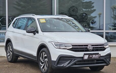 Volkswagen Tiguan II, 2026 год, 3 800 000 рублей, 3 фотография