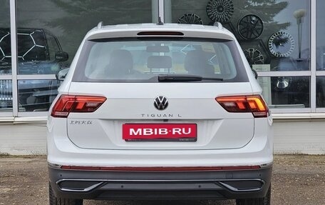 Volkswagen Tiguan II, 2026 год, 3 800 000 рублей, 6 фотография