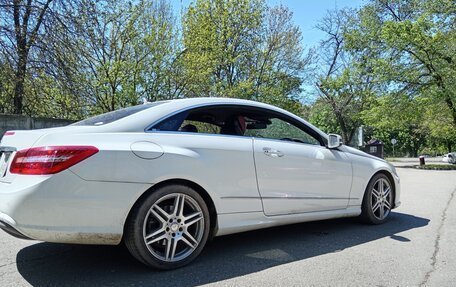 Mercedes-Benz E-Класс, 2012 год, 1 830 000 рублей, 4 фотография